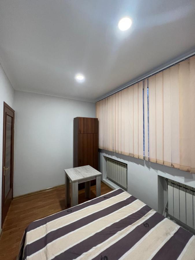 فندق يريفانفي  N1 Guest Hause المظهر الخارجي الصورة