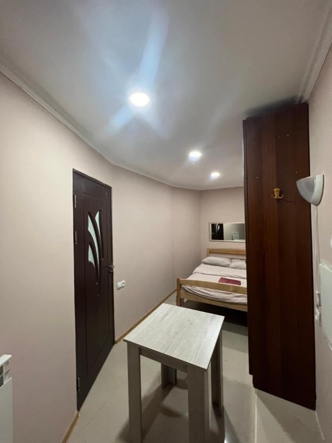 فندق يريفانفي  N1 Guest Hause المظهر الخارجي الصورة