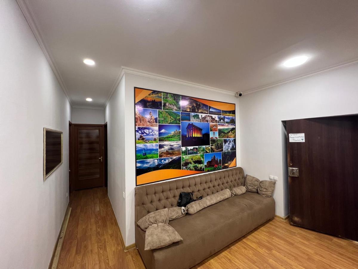 فندق يريفانفي  N1 Guest Hause المظهر الخارجي الصورة