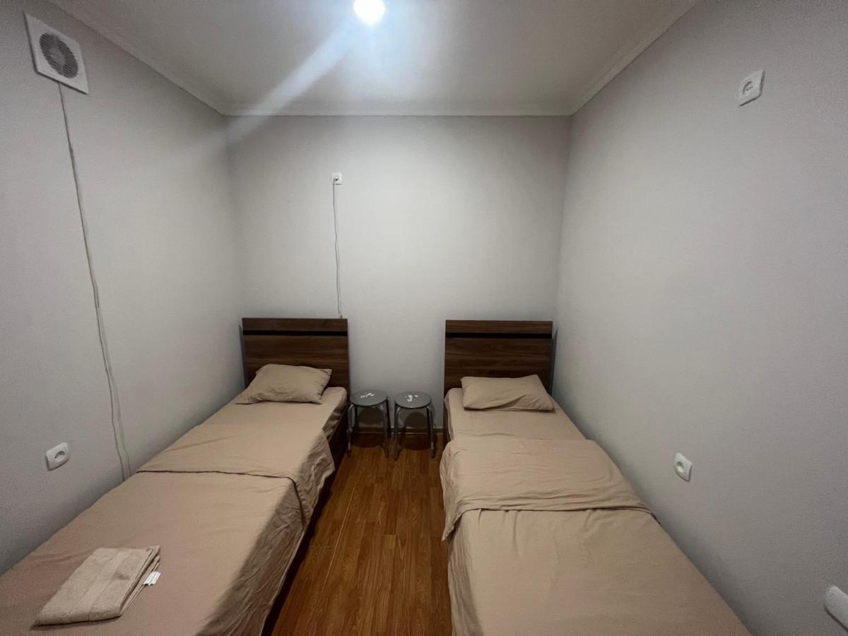 فندق يريفانفي  N1 Guest Hause المظهر الخارجي الصورة